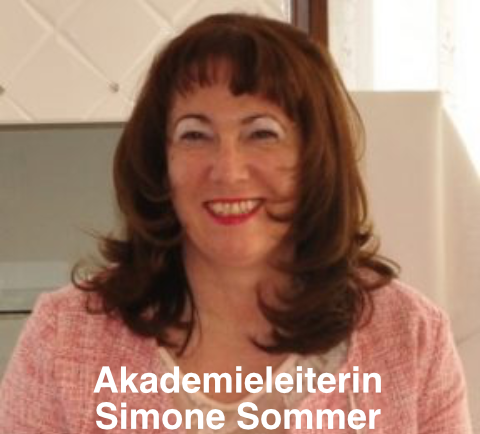 Newsticker: Akademieleiterin Simone Sommer